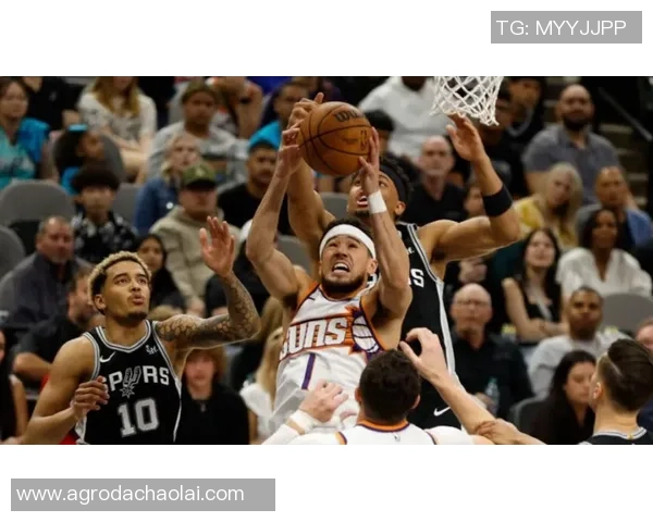 2007年NBA季后赛经典对决太阳与马刺的激烈较量回顾